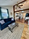 3-bedroom beachy apartment one block from Hampton Beach - Bungalows