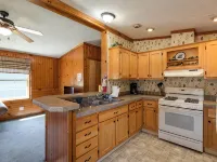 The Loon Cabin at the Riviera Resort in Neillsville, Wisconsin! Hotels in Dewhurst