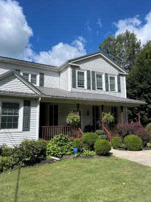 Restored Historical home near Erie Canal - Apartments