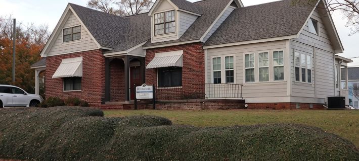 Downtown/Central Station Area Game Day Studio Hotels in Oktibbeha County