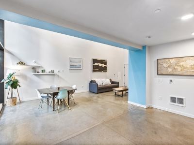 Open Loft in Redmond Core - 92 Walkscore!