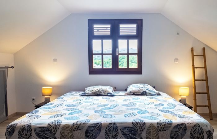 Au Jardin Déole - Villa Bois Avec Piscine