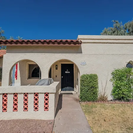 Sonoran Escape 3-bedroom town home in sunny Mesa