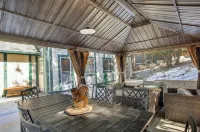 4 Bed 3Bath Mountain House in Peaceful Lake Arrowhead with WiFi, AC, Backyard