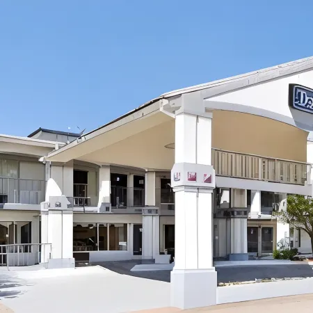 Super 8 by Wyndham Atlanta/Hartsfield Jackson Airport