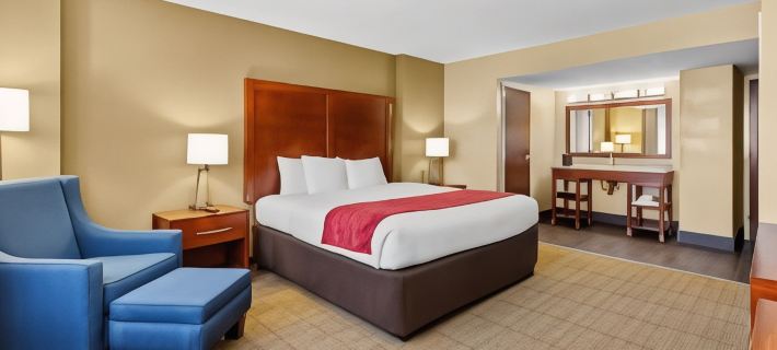 Comfort Inn & Suites Lakeland North I-4 Hotels in Polk County