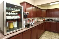 New Victorian Inn & Suites Kearney - breakfast