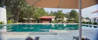 Club Mahindra Kanha - Pools