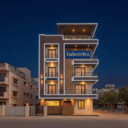 FabHotel F9 Sector 19
