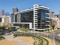 The Onyx Apartment Hotel by Newmark Hotels near Clifton