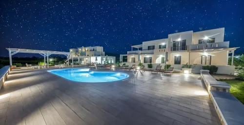 Iphimedeia Luxury Hotel & Suites
