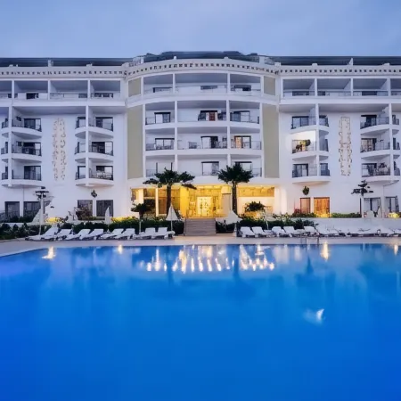 IQ Belek Resort