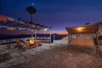 Gadegal Homestay Narkanda - Rooms & Pahadi Café