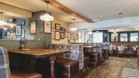 The Red Lion - bar