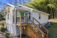 1/4 Mile to Ecusta Trail • Firepit • 1G Fiber Wi-Fi • Bamboo Bungalow - Kitchens