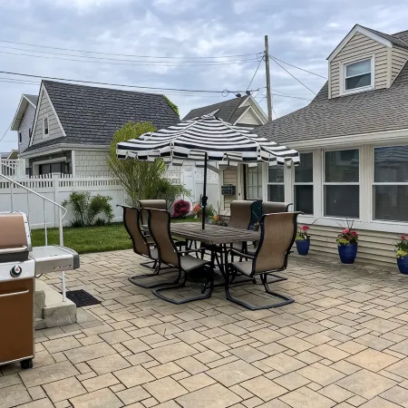 1/2 Block to Beach- Spring Lake Border- Great for Families, Easy Walk to Beach