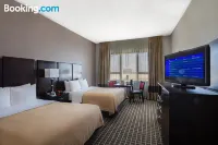 Clarion Inn & Suites Miami International Airport
