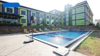 PrimeBiz Hotel Karawang - Pools