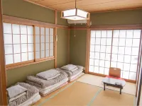 Wood Guest House - 2-Star