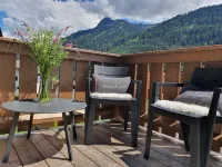 Luxurious Chalet, 7 adults, in sunny Klostertal - Wifi