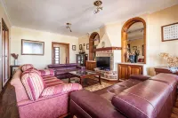 OPPORTUNITY! Stunning exclusive Villa next to the sea - Villaer
