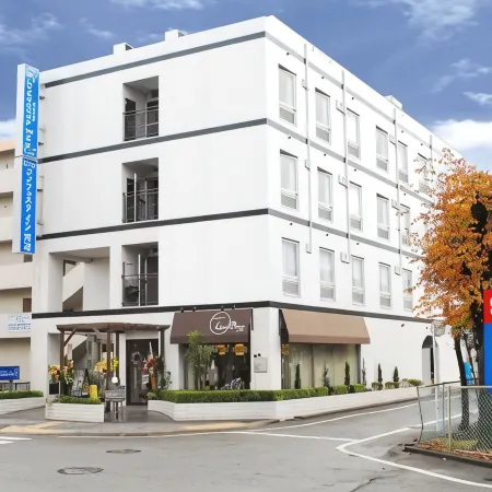 Confesta Inn Отели в г. Оме
