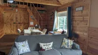 Remote cabin - quick access to all the U.P. has to offer. - Hytter