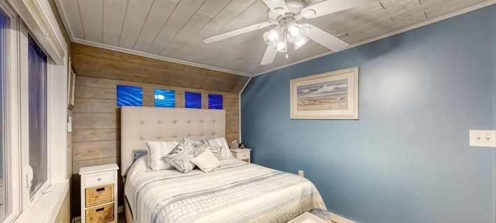 Oceanview Riverfront retreat w/ hot tub and private dock! - 10 min from DE Turf Ξενοδοχεία στην πόλη Kent County