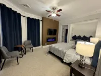 Bungalow on Main!!
