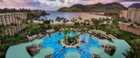 Modern Oceanfront Resort Living. Luxury Oceanfront Bedroom Suites. Sleeps 10! - 4 ดาว