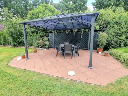Mod. Apartment with balcony, 4 persons, near Hamburg - Wifi