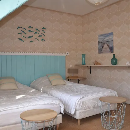 Fisherman's cottage , parking possible, 80 m from the sea, garden, 5 per, wifi