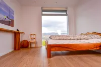 Exclusive villa opposite Akureyri Hotel di 