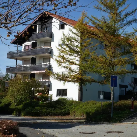 Apartment with mountain-view balcony, lake, garage, sauna, Wi-Fi, ...