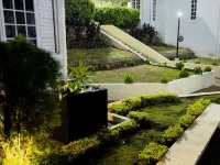 Falcon Oceanview 2br/2ba - Free Airport Transport/Gated Complex w/Security Hoteles en 