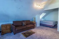 Beachside Condo Boston, Airport,Train - Homestays