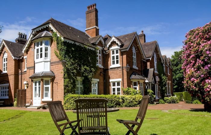 Hillscourt