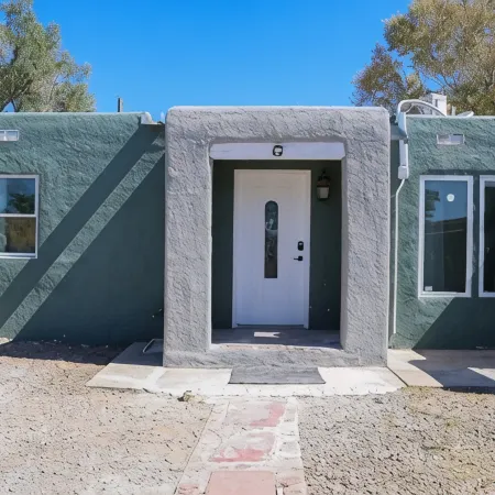 Southwestern style home! We are your home away from home & close to everything.