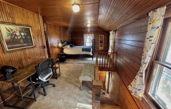 Wenopa - Charming 3-bedroom home on a Lake Manitou peninsula in Rochester