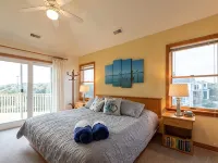 Sandy Pants-Walk to Beach! Hotels in Duck