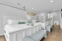 BIG GROUP TRIPS! PRIME LOCATION 2MILES TO BROADWAY!!! UP TO 5 HOMES TOGETHER! - 5-Star