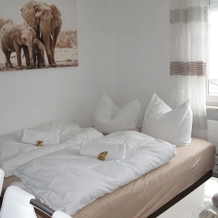 moderne helle Ferienwohnung in Heilbronn/Sontheim