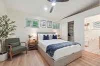 Oasis in ATL- 3BR/2BA Lux Serene Bungalow w/ Gorgeous Private Backyard and Pool
