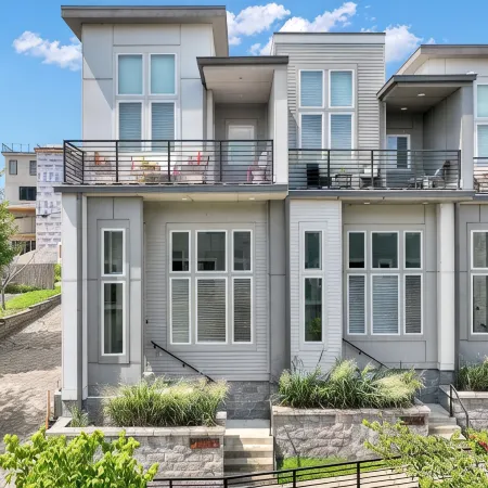 BIG GROUP TRIPS! PRIME LOCATION 2MILES TO BROADWAY!!! UP TO 5 HOMES TOGETHER!