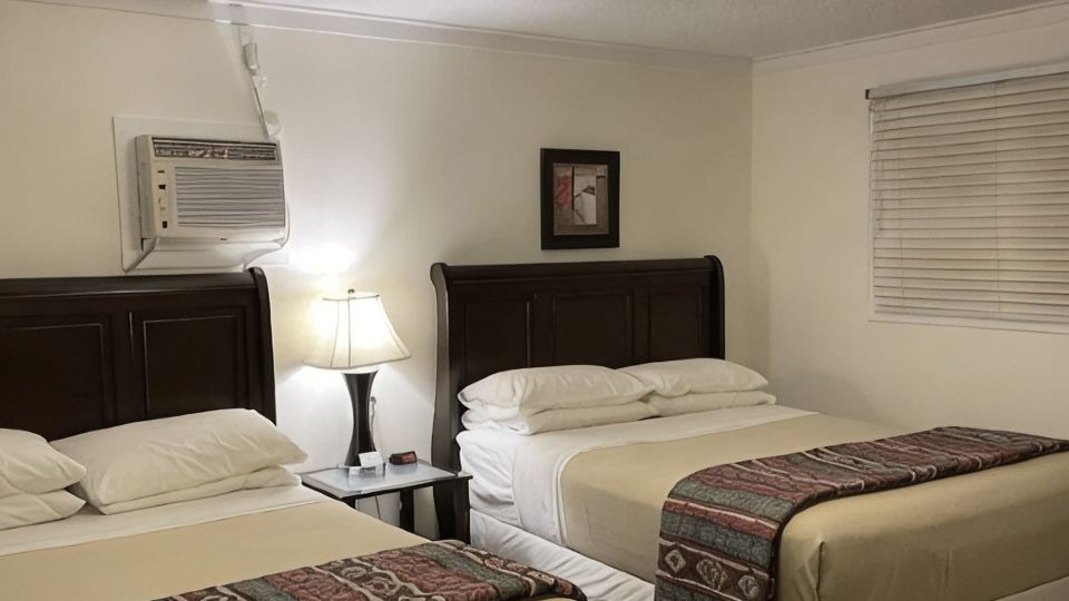 Hi-Way Motel