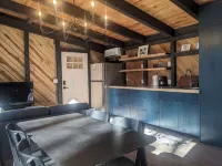Modern Cloudland Cabin, 1.5 miles of private trails through 10 acres of woodland - 3つ星