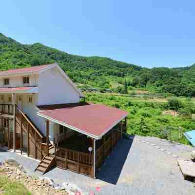 Danyang Sobaeksan Landscape Pension Hotel Exterior