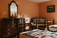 3-bedroom farm stay just 19 minutes from West Chester University - Farmhouses