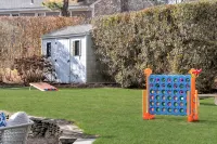 Beach Bungalow: Steps to Beach, Luxury Family Fun - 4つ星