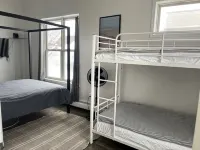 3 bedroom, modern loft style apartment located in downtown Marquette - 3-نجوم